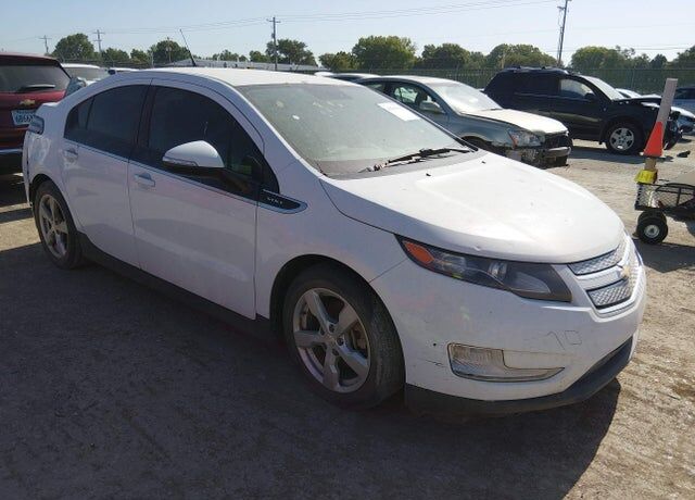 2013 CHEVROLET Volt