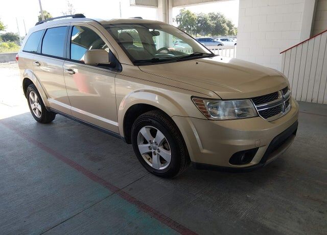 2011 DODGE Journey