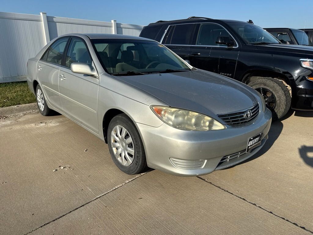 2005 TOYOTA Camry