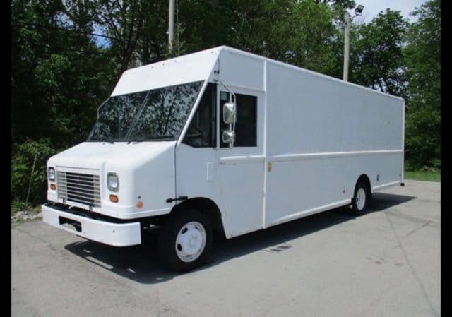 2013 FORD Commercial Chassis