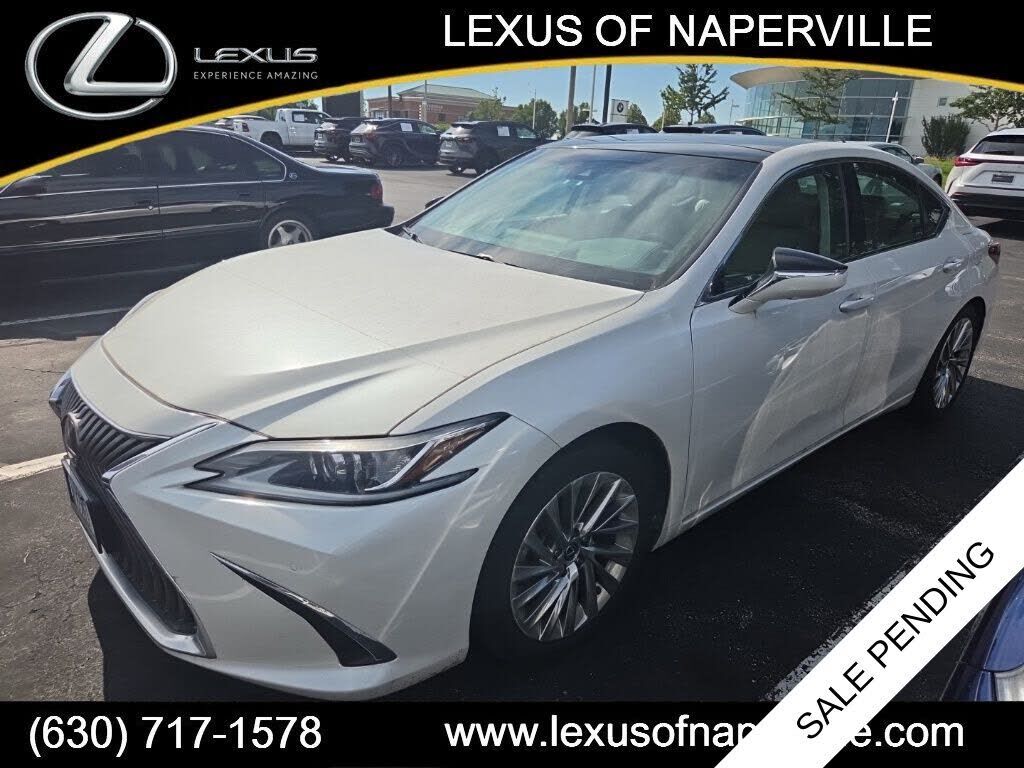 2020 LEXUS ES