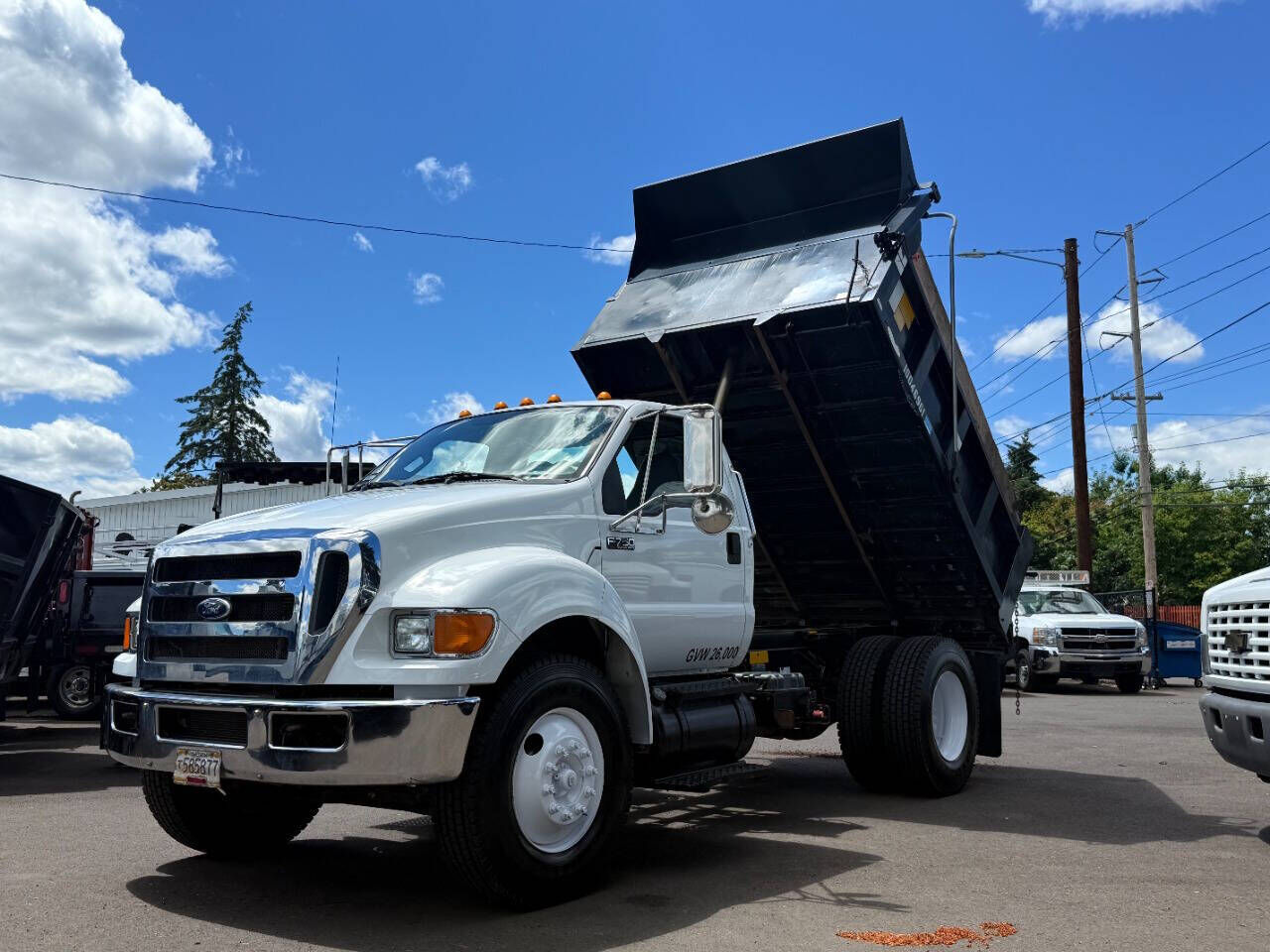 2011 FORD F-750