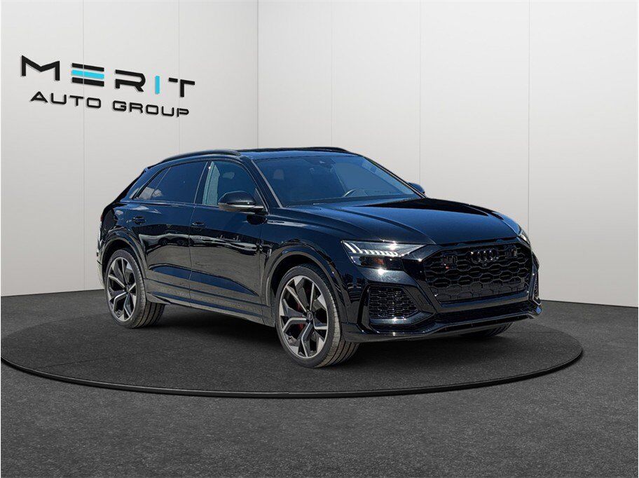 2021 AUDI RS Q8