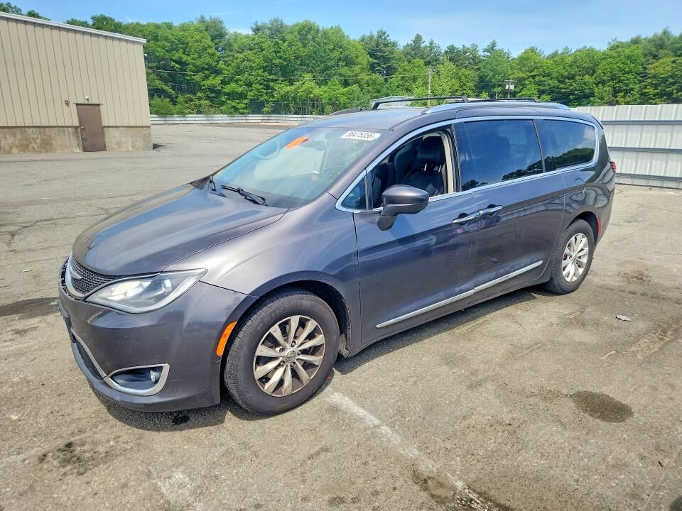 2019 CHRYSLER Pacifica
