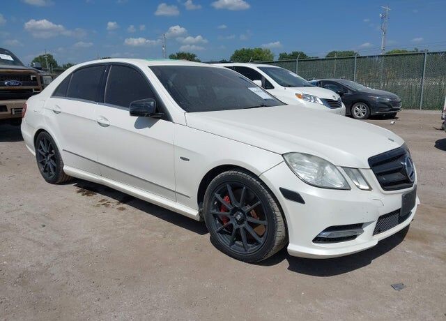 2012 MERCEDES-BENZ E-Class