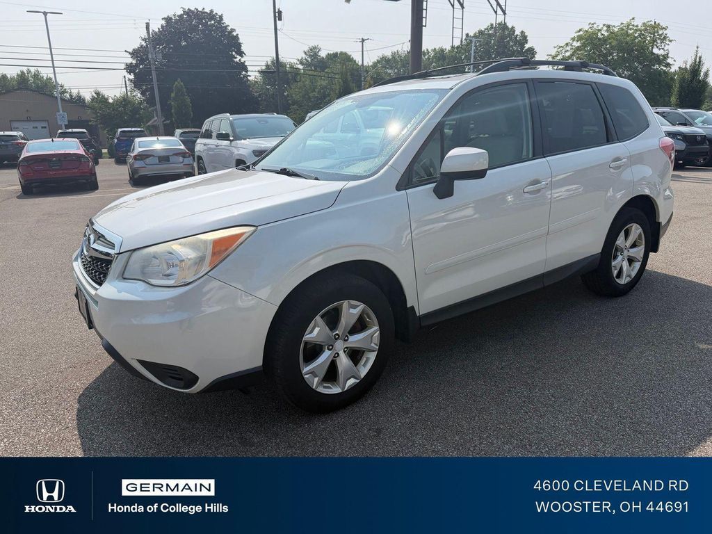 2015 SUBARU Forester