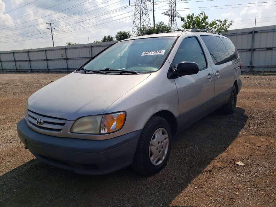 2002 TOYOTA Sienna