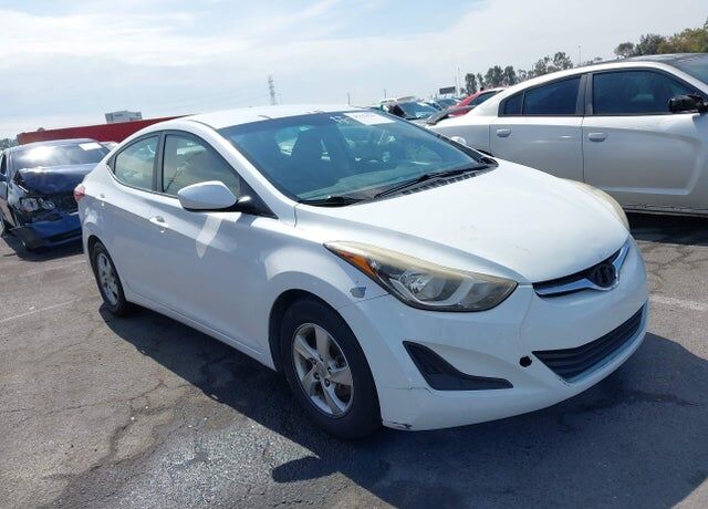 2015 HYUNDAI Elantra