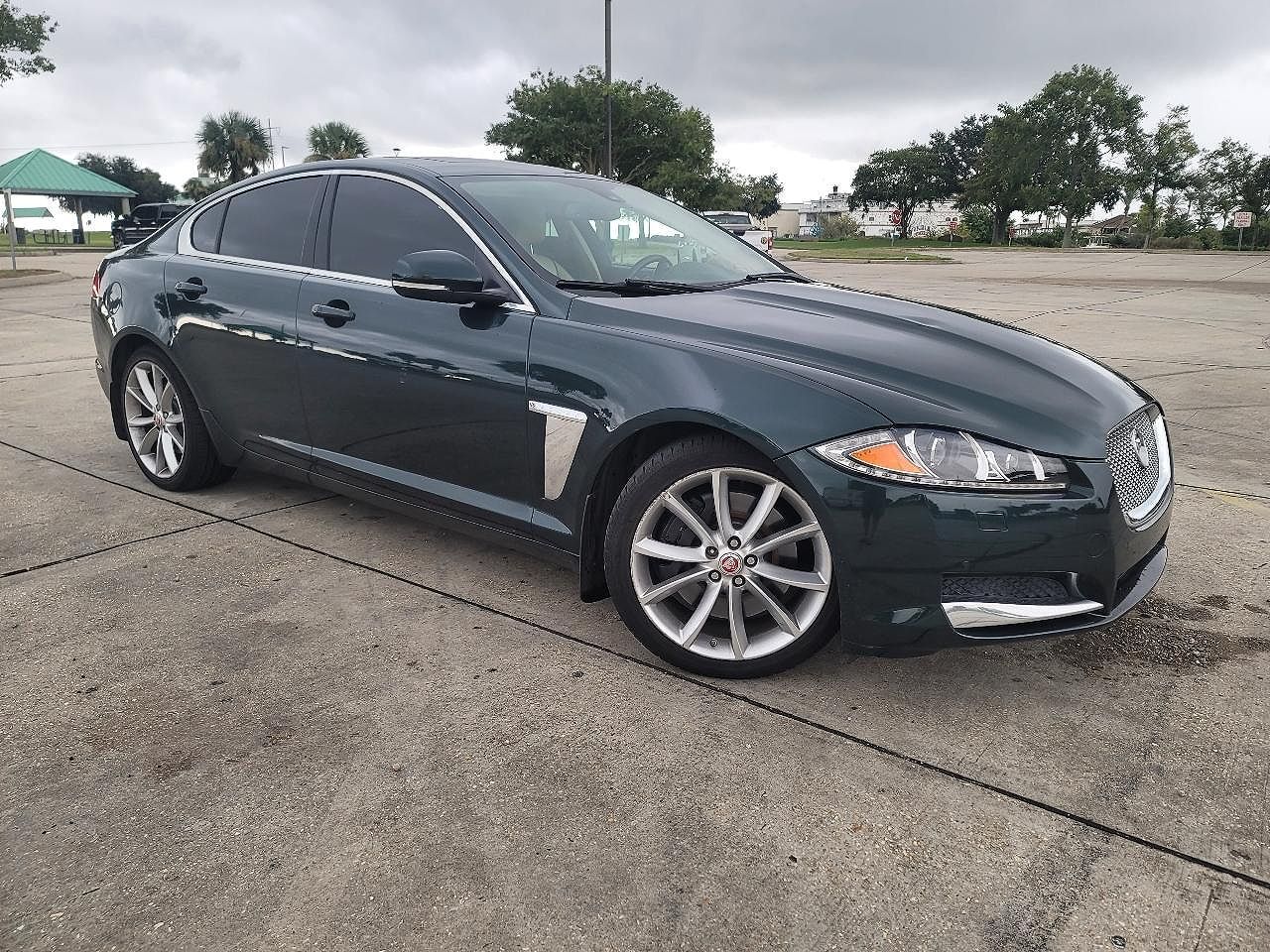 2015 JAGUAR XF