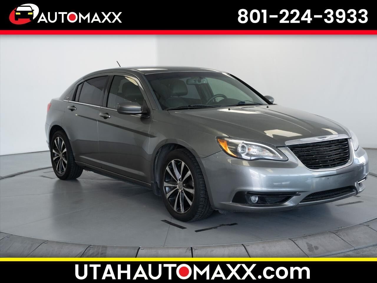 2013 CHRYSLER 200