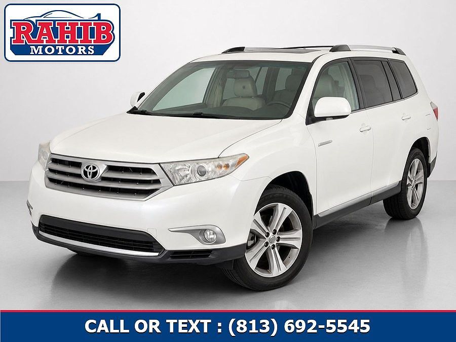 2013 TOYOTA Highlander