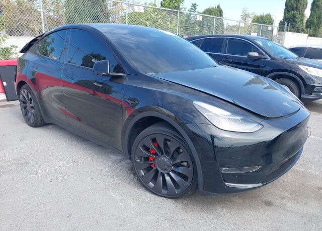 2022 TESLA Model Y