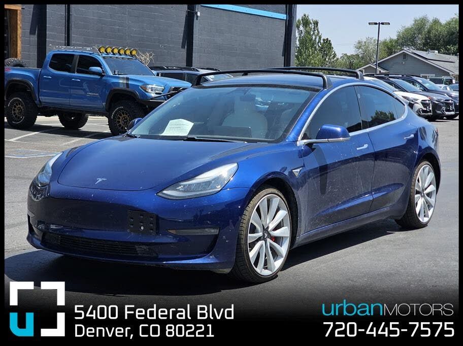 2018 TESLA Model 3