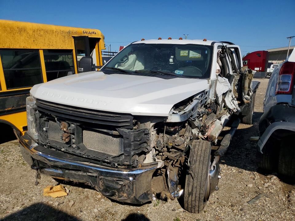 2017 FORD F-450