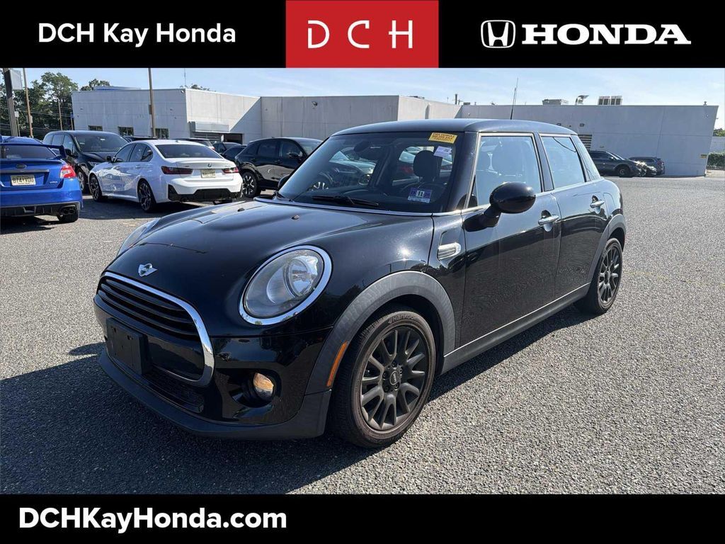 2018 MINI Cooper