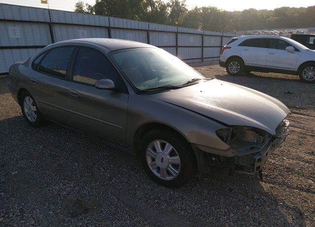 2007 FORD Taurus