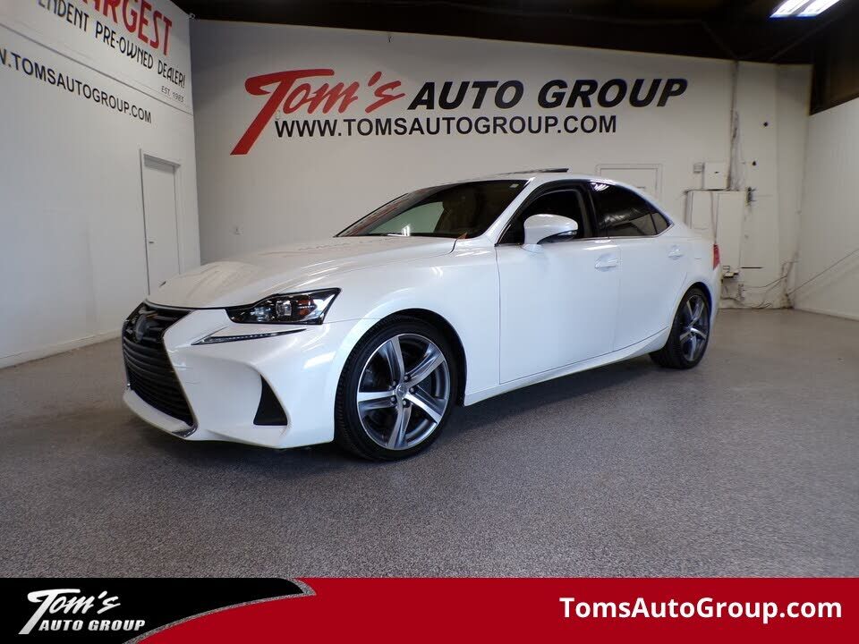2018 LEXUS IS