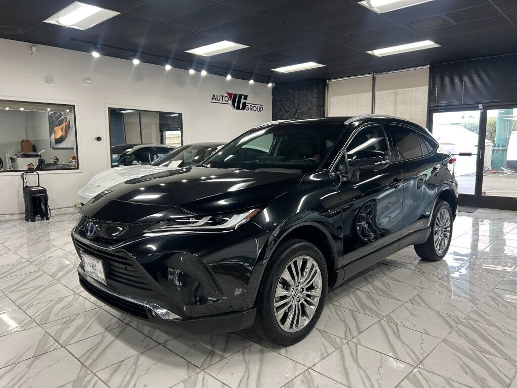 2024 TOYOTA Venza