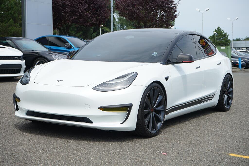 2019 TESLA Model 3