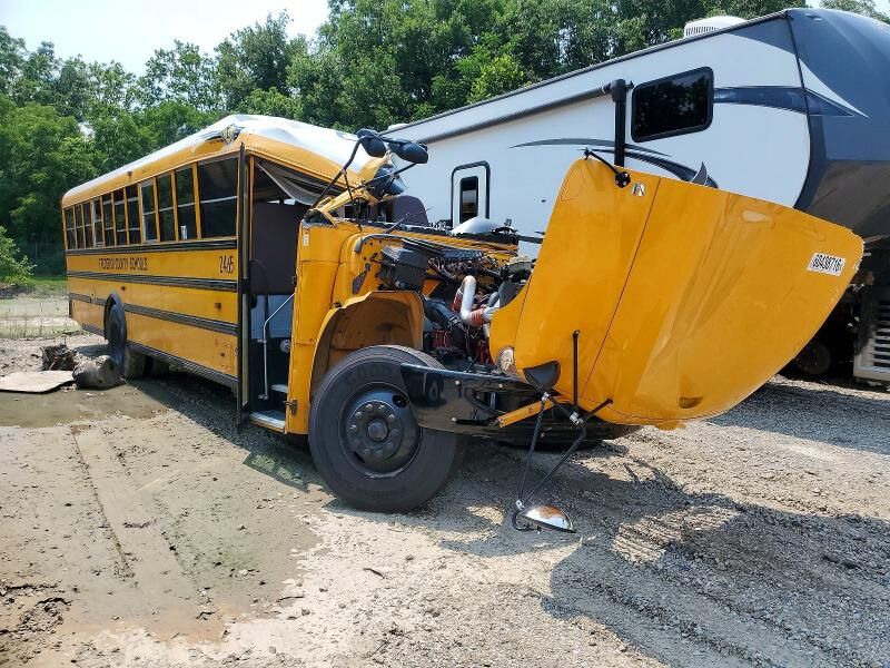 2024 IC BUS PB105