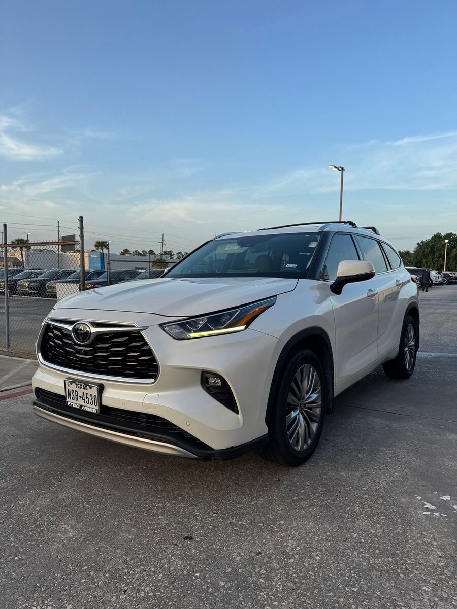 2020 TOYOTA Highlander