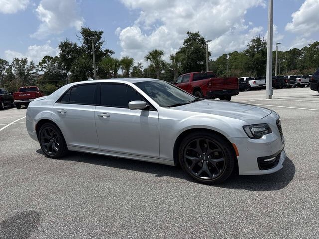2021 CHRYSLER 300