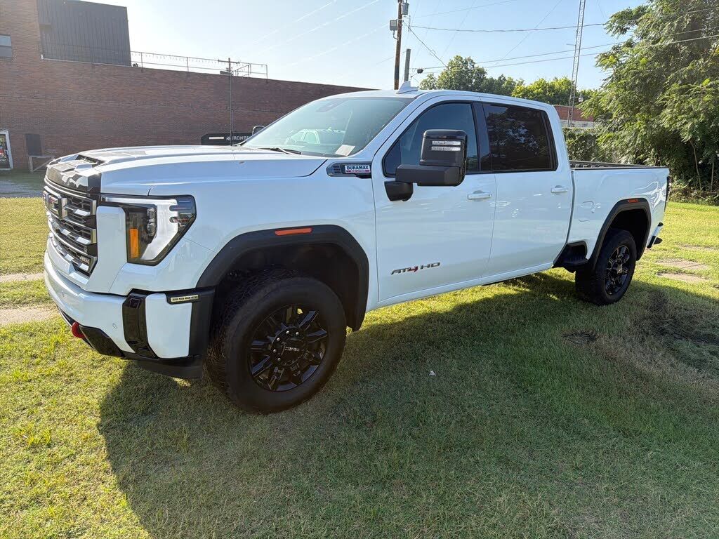 2026 GMC Sierra HD