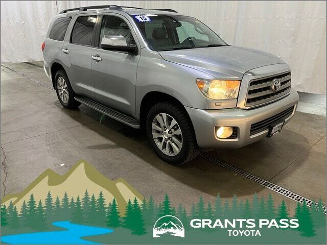 2015 TOYOTA Sequoia