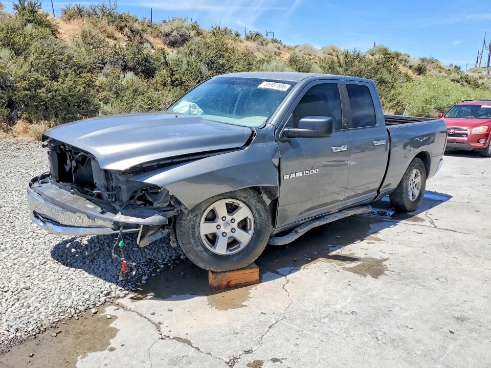2011 DODGE Ram