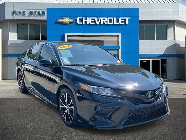 2020 TOYOTA Camry