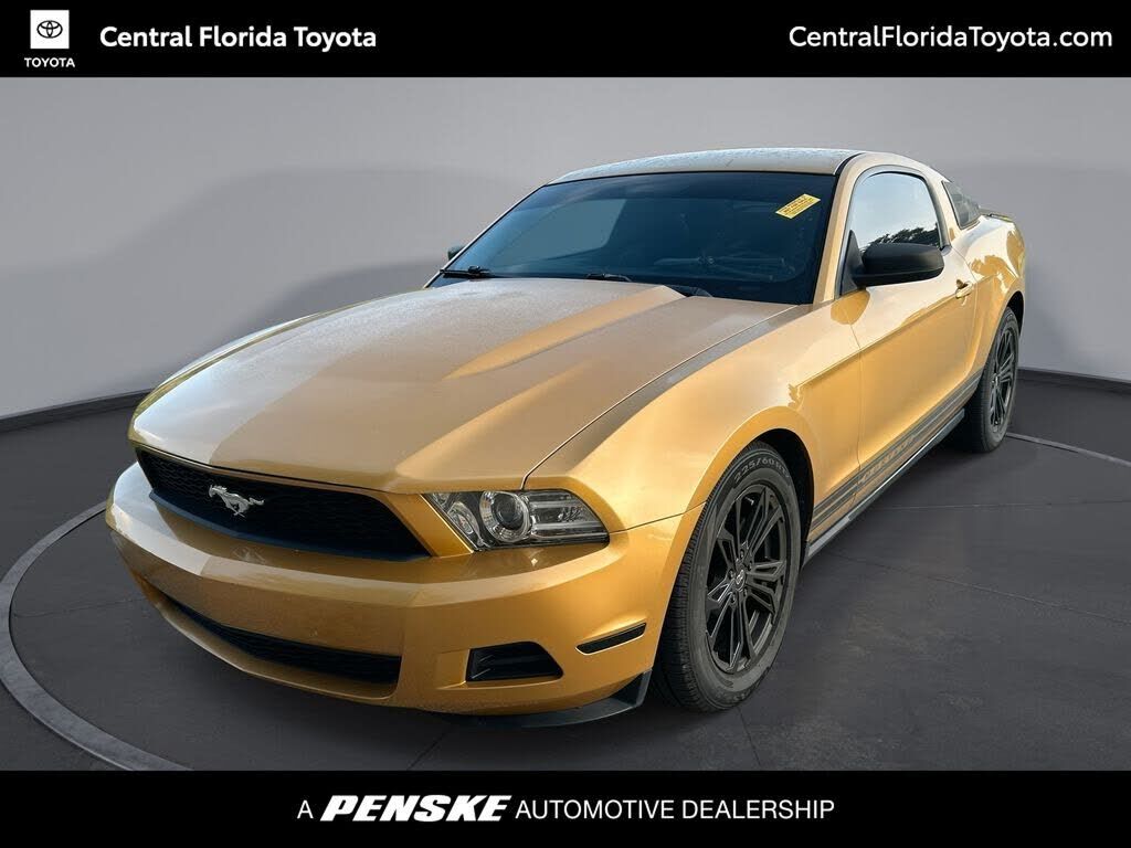 2010 FORD Mustang