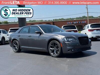 2023 CHRYSLER 300