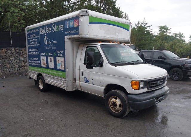 2006 FORD E-450