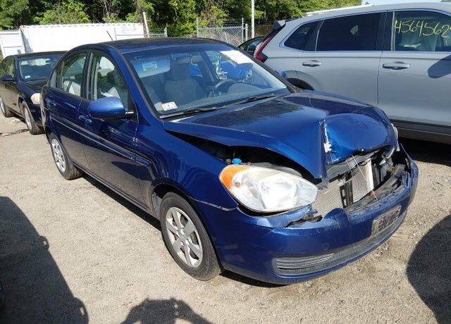 2010 HYUNDAI Accent