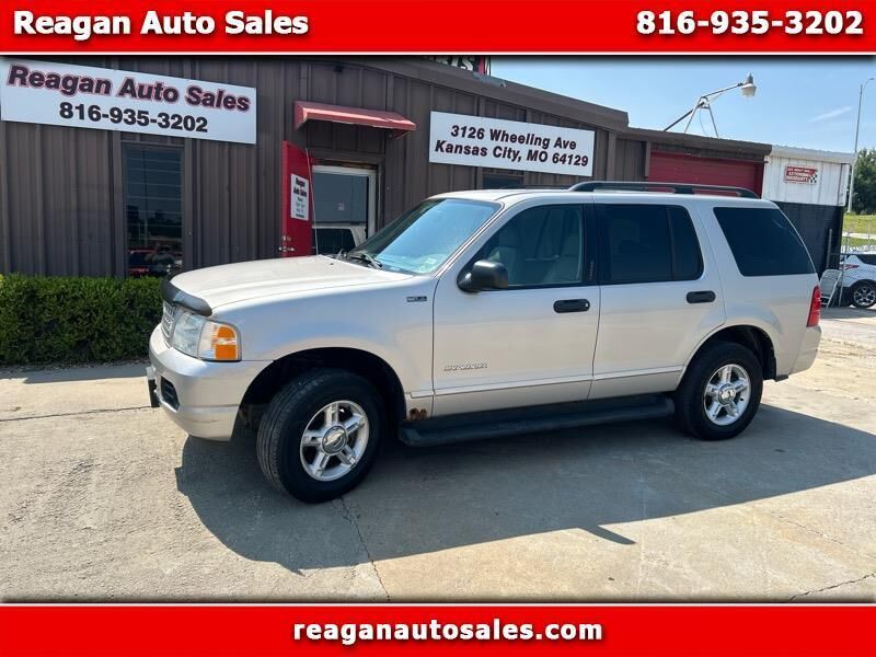 2004 FORD Explorer