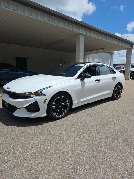 2022 KIA K5