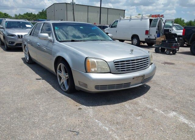 2004 CADILLAC Deville