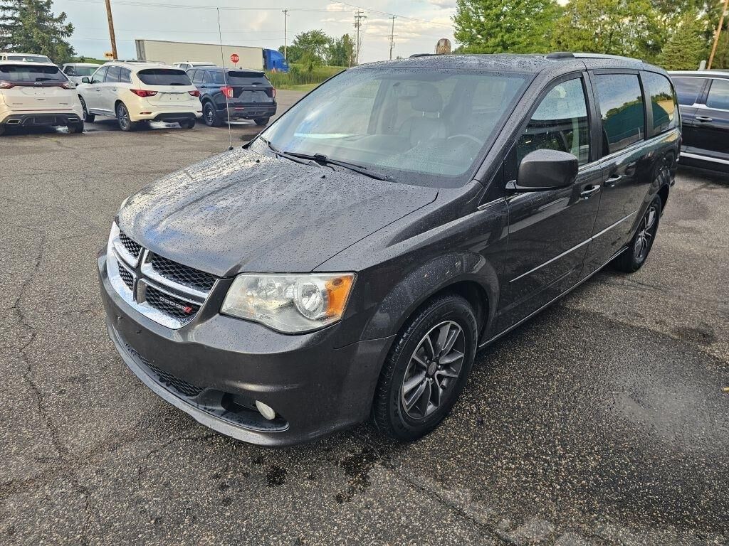2017 DODGE Grand Caravan