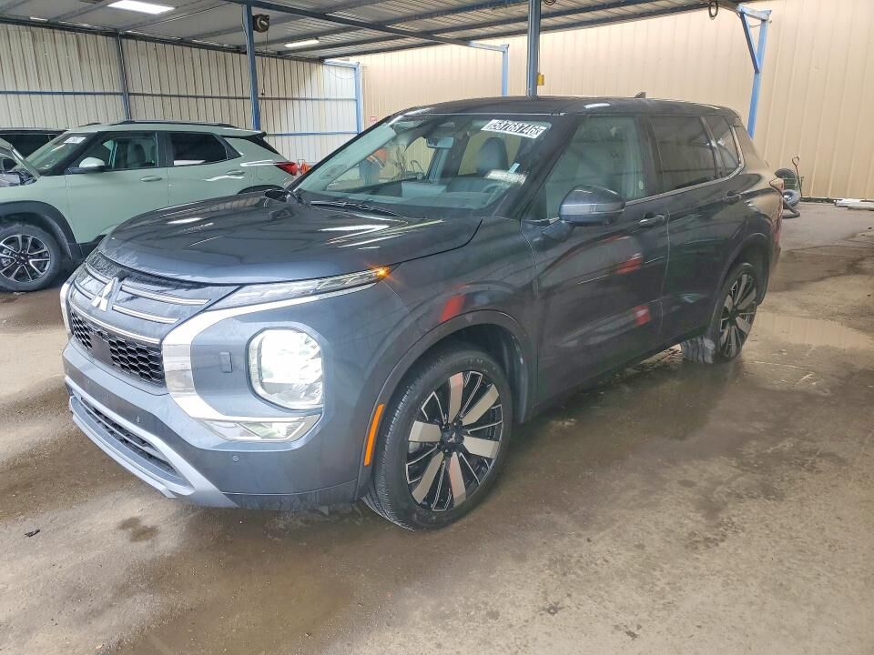 2025 MITSUBISHI Outlander