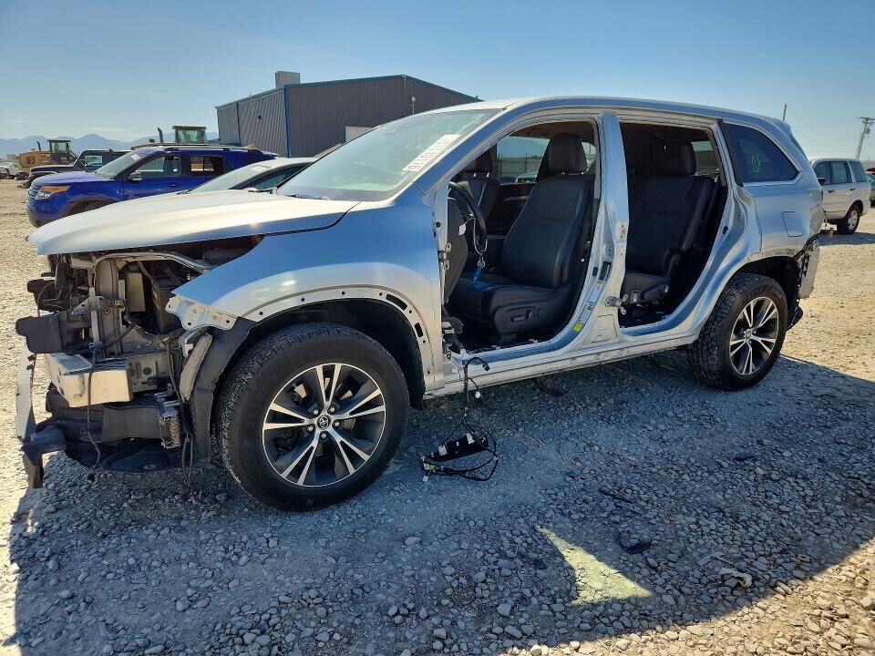 2018 TOYOTA Highlander