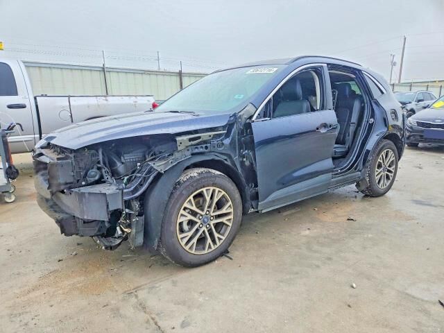 2021 FORD Escape