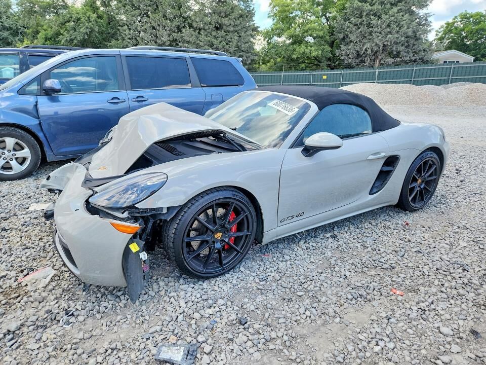 2025 PORSCHE 718