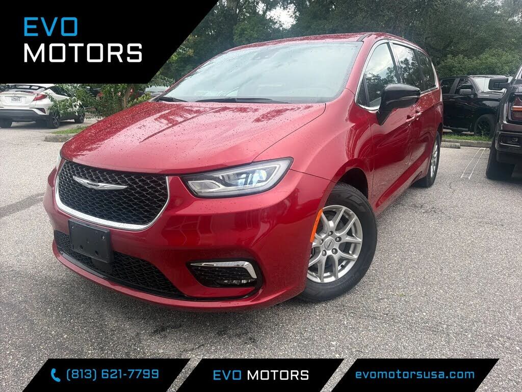 2025 CHRYSLER Pacifica
