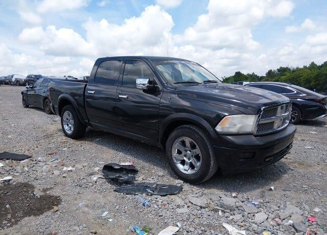 2011 DODGE Ram