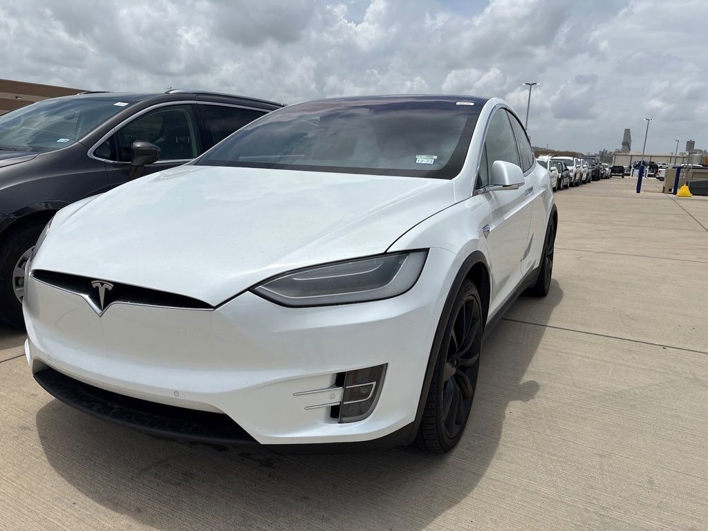 2018 TESLA Model X