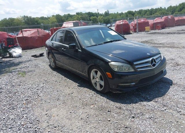 2011 MERCEDES-BENZ C-Class