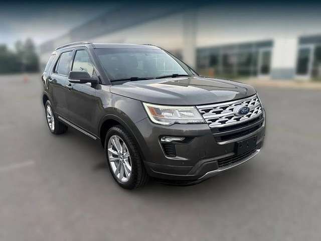 2018 FORD Explorer