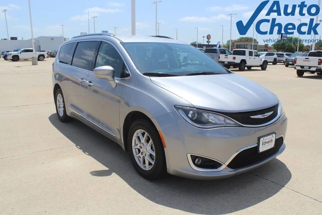 2020 CHRYSLER Pacifica