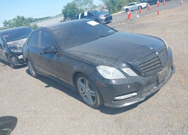 2013 MERCEDES-BENZ E-Class