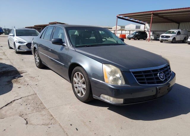 2011 CADILLAC DTS
